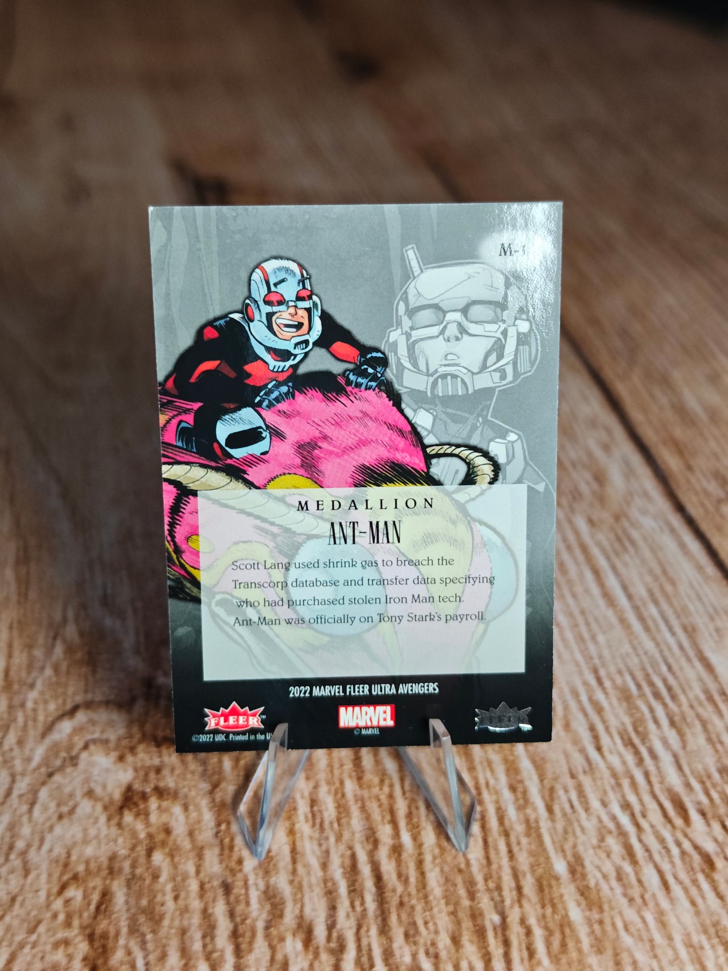 Fleer Ultra Avengers Ant-Man Medallion